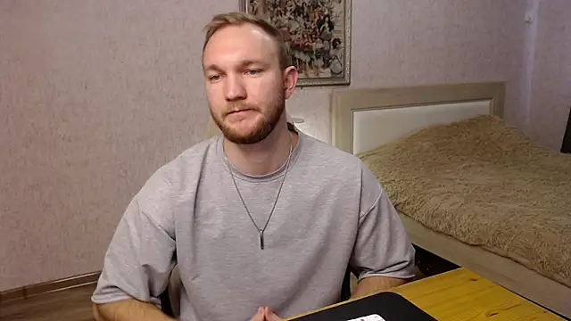 Snapshot of Toress1 chatting on October 31, 10:56 am Toress1 online show from October 31, 10:56 am