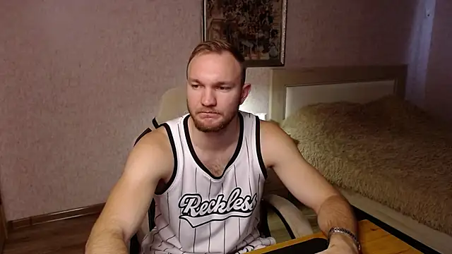 Snapshot of Toress1 chatting on November 27, 12:27 pm Toress1 online show from November 27, 12:27 pm