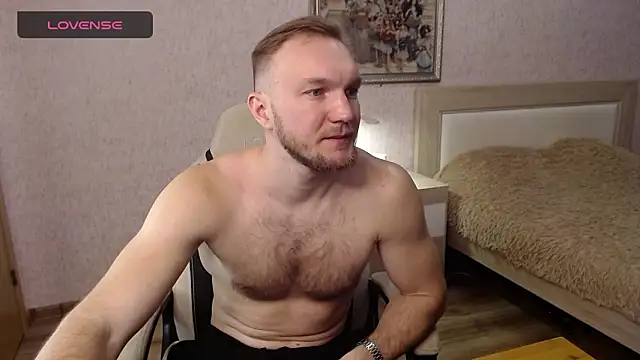 Toress1 online show from March 7, 5:40 pm