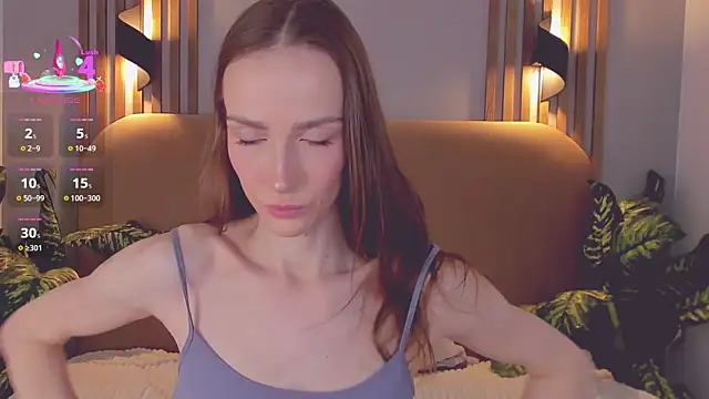 Kira Quinn online show from December 23, 7:18 am