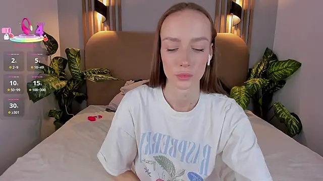 Kira Quinn online show from November 5, 6:38 am