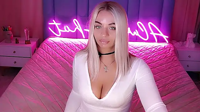 AllwaysHotJ online show from February 20, 2:08 am