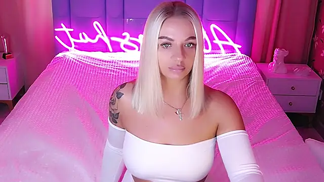 AllwaysHotJ online show from October 28, 3:07 am