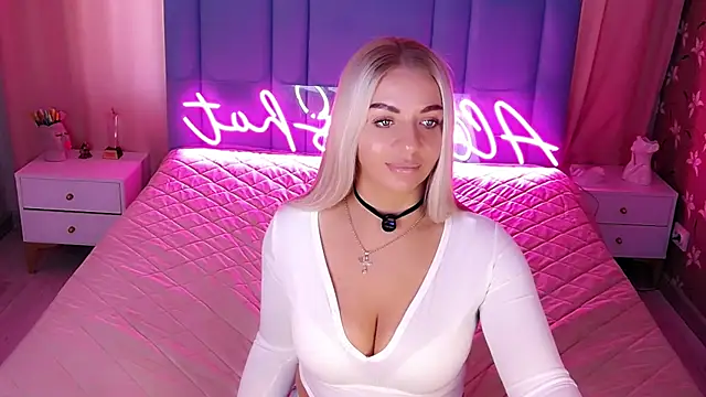 AllwaysHotJ online show from April 4, 1:56 am