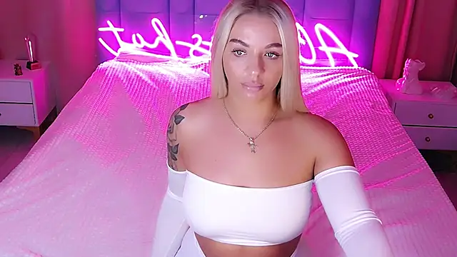 AllwaysHotJ online show from October 29, 2:10 am