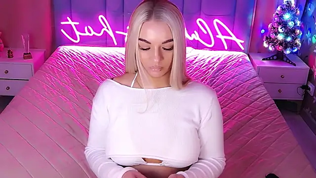 AllwaysHotJ online show from January 8, 2:17 am