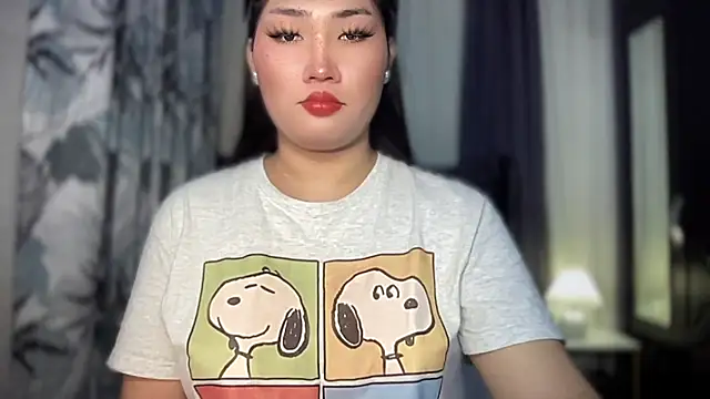 Snapshot of Miss_Deliciousness chatting on October 9, 3:34 pm Miss Deliciousness online show from October 9, 3:34 pm