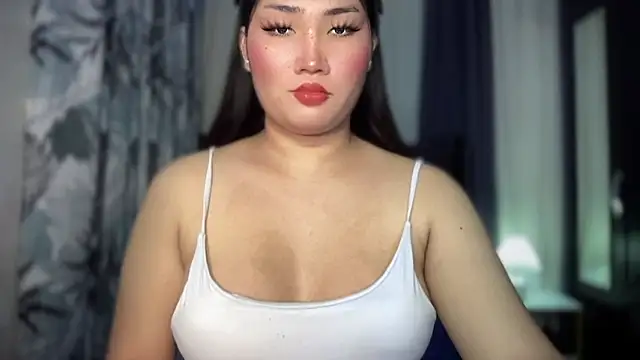 Snapshot of Miss_Deliciousness chatting on October 7, 3:46 pm Miss Deliciousness online show from October 7, 3:46 pm