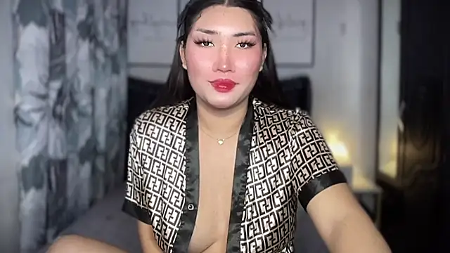 Miss Deliciousness online show from May 10, 4:20 pm