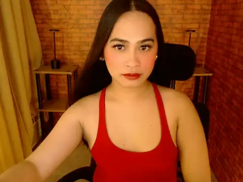 Snapshot of SandyMontero chatting on June 24, 4:44 am SandyMontero online show from June 24, 4:44 am