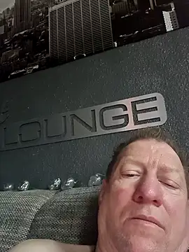 tomtom111111 online show from March 14, 2:08 pm