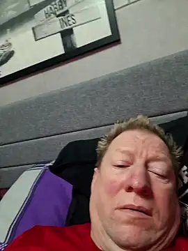 tomtom111111 online show from December 22, 10:25 pm