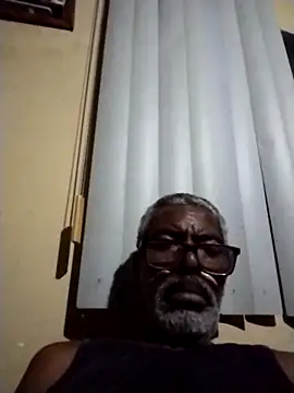 Thadew online show from December 4, 3:27 am