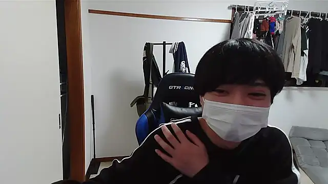 pychan online show from July 5, 1:29 pm