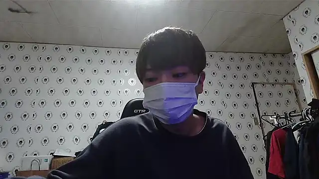 pychan online show from December 23, 1:24 pm