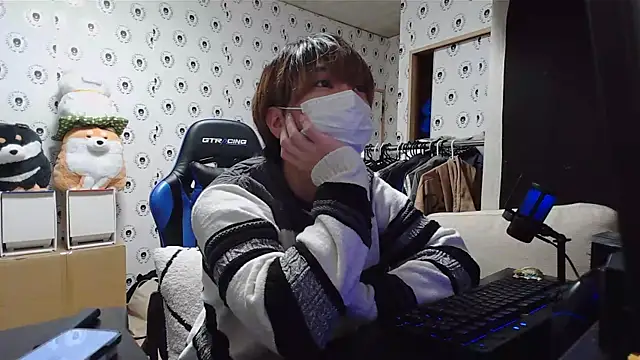 pychan online show from March 14, 11:23 am