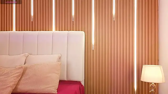 KimSensual  online show from April 9, 12:33 pm