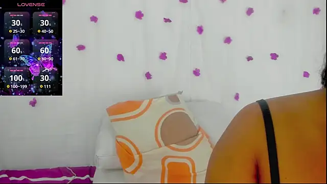 moana taylor online show from October 25, 2:17 pm