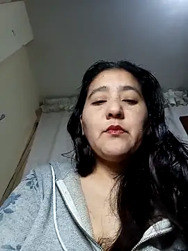 Gatubela212 online show from November 1, 10:14 pm