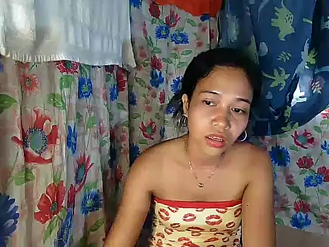 PinaySkinnyGirl online show from January 6, 8:51 am