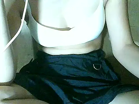 Snapshot of PinaySkinnyGirl chatting on September 23, 9:49 am PinaySkinnyGirl online show from September 23, 9:49 am