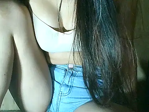 Snapshot of PinaySkinnyGirl chatting on September 27, 11:16 am PinaySkinnyGirl online show from September 27, 11:16 am