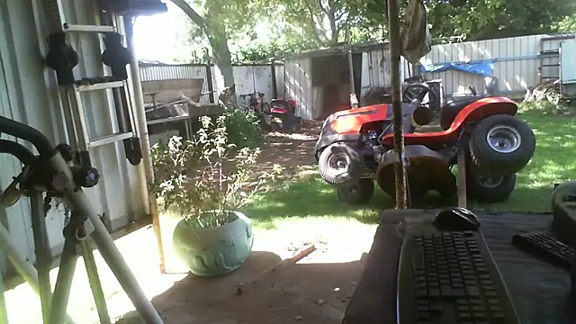 herbie010666 online show from March 11, 4:17 am