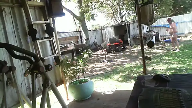 herbie010666 online show from October 22, 3:39 am