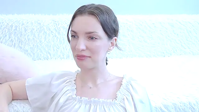 Beauty Alex online show from June 21, 2:39 am
