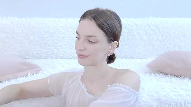 Beauty Alex online show from July 19, 3:37 am
