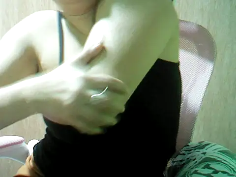 Snapshot of ashlylove25 chatting on October 18, 9:50 pm ashlylove25 online show from October 18, 9:50 pm