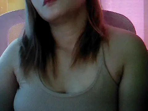 ashlylove25 online show from April 22, 4:25 pm