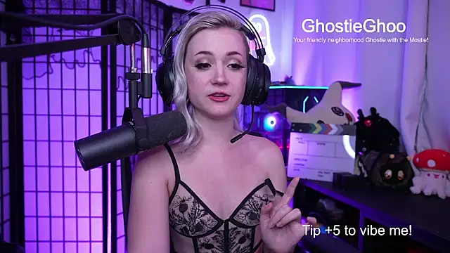 GhostieGhoo online show from May 21, 11:57 pm