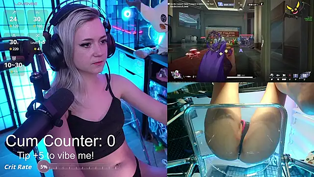 Snapshot of GhostieGhoo chatting on July 15, 7:32 pm GhostieGhoo online show from July 15, 7:32 pm