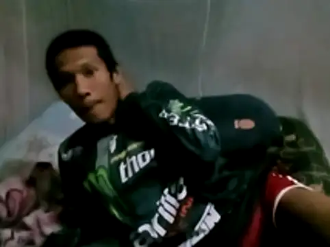 Kungsmxh online show from November 29, 1:55 pm