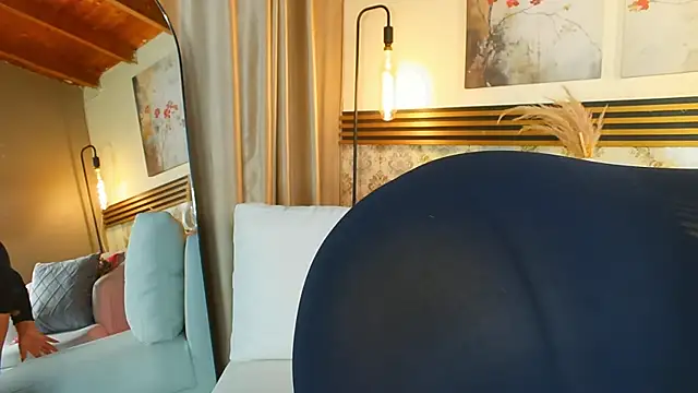 Snapshot of Madissononee chatting on January 9, 1:34 am Madissononee online show from January 9, 1:34 am