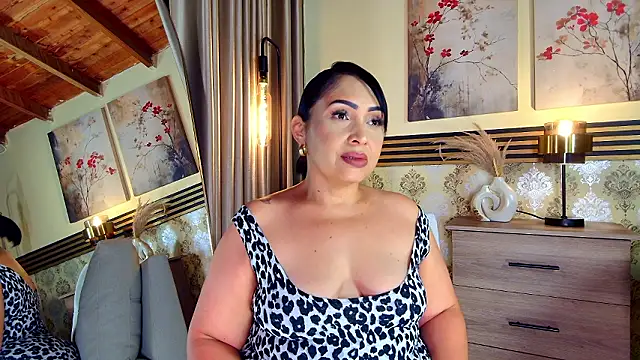 Madissononee online show from March 11, 1:21 am