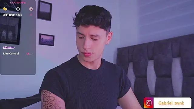 I Gabriel online show from March 22, 5:21 am