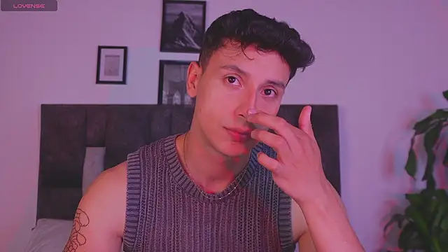 I Gabriel online show from March 23, 6:46 am