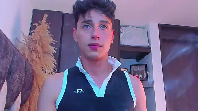 Snapshot of I_Gabriel chatting on January 1, 6:26 am I Gabriel online show from January 1, 6:26 am