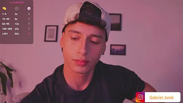 I Gabriel online show from February 8, 5:16 am