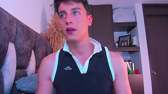 Snapshot of I_Gabriel chatting on January 9, 12:35 am I Gabriel online show from January 9, 12:35 am