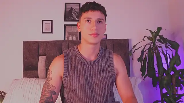 I Gabriel online show from July 12, 3:51 am