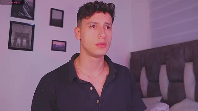 I Gabriel online show from March 15, 5:25 am