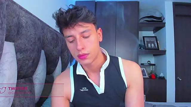 Snapshot of I_Gabriel chatting on February 1, 10:44 pm I Gabriel online show from February 1, 10:44 pm