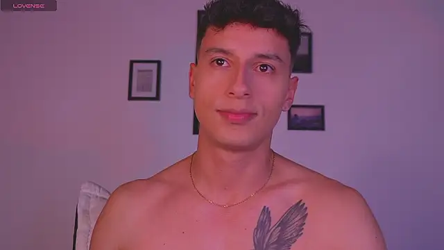 I Gabriel online show from March 8, 5:55 am