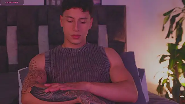 I Gabriel online show from March 29, 6:04 am