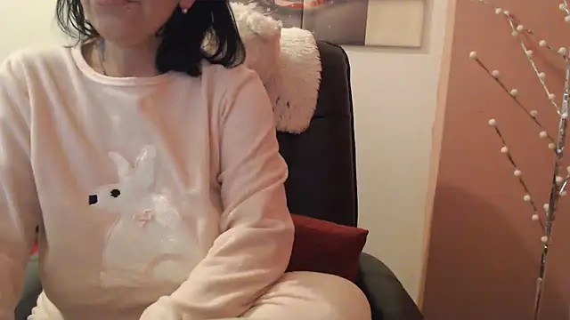 Snapshot of algodonyfresa chatting on February 11, 10:18 pm algodonyfresa online show from February 11, 10:18 pm