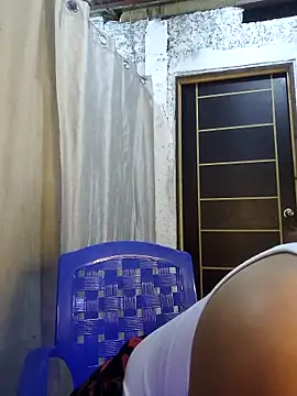 Snapshot of SexyFriends_ chatting on February 25, 2:23 am SexyFriends online show from February 25, 2:23 am