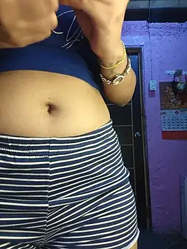 SexyFriends  online show from May 17, 1:27 am